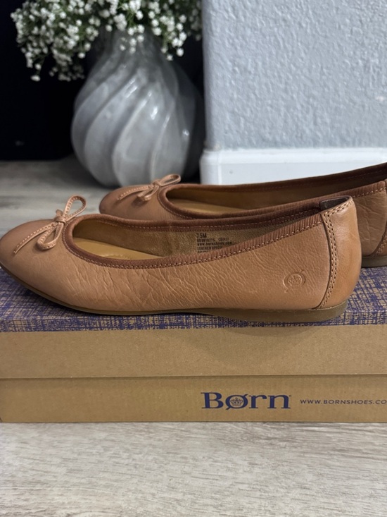 Born Shoes - Born Brin  Women's Tan/almond Ballet Flats Size 7.5